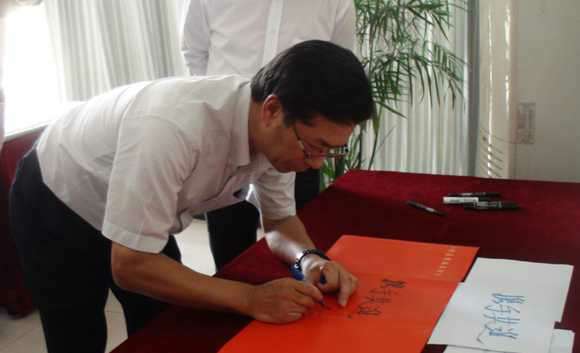 big-2013-12-5_14-38-44.jpg big-2013-12-5_14-38-44.jpg